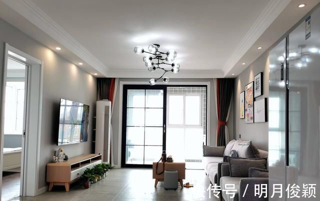 玄关|她家小房子，却精心装修，全屋打扫干净就很漂亮，入住真顺心
