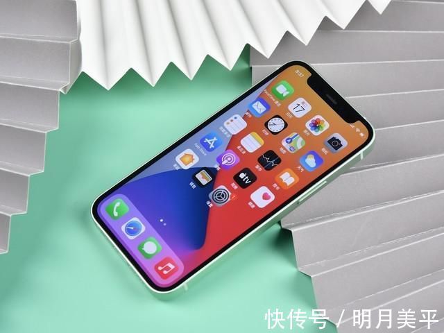 Mini|越来越远的小屏手机，iPhone12 Mini体验，为啥都没人爱了？