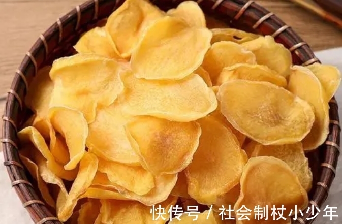 土豆片|末伏多晒些土豆干，到冬天炖肉炒肉，比新鲜土豆都美味，教您方法