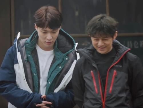 紅燒茄子|張藝興做飯真的好吃？黃渤現(xiàn)場(chǎng)批評(píng)他放太多油，何炅救場(chǎng)都來不及