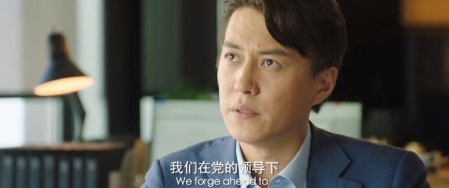 靳东《突围》今晚首播，12位戏骨助阵，3大看点，真正的王炸来了