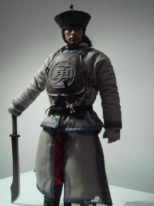 天壤之别|清朝军服上的兵和勇有何分别网友虽是一字只差，却是天壤之别