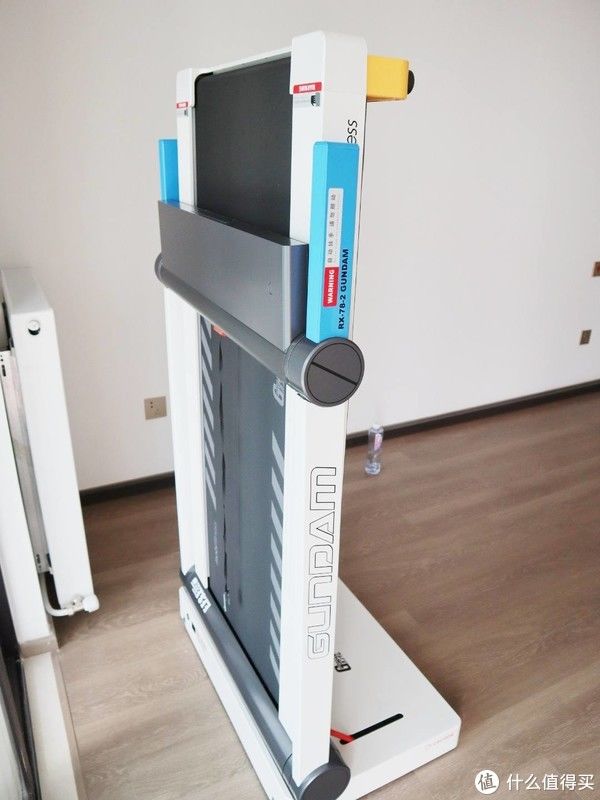 健身房|在家也能肆意奔跑，可折叠的跑步机，莫比高达联名款跑步机