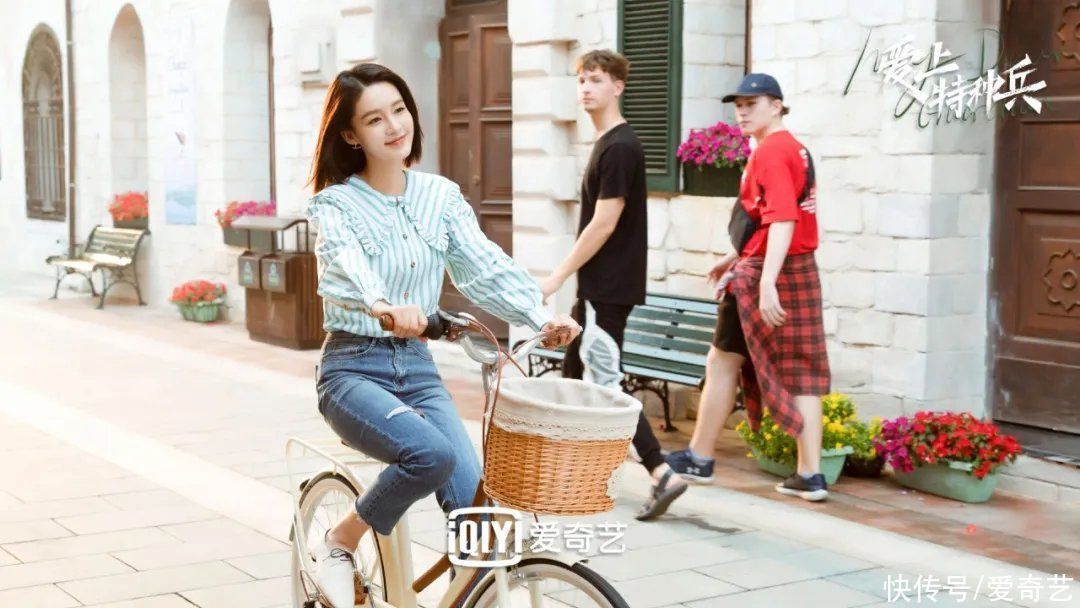 国风|盘点女明星夏日出街造型，这些加分“小心思”你 get 了吗？