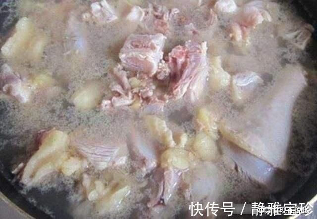 鸡肉焯水一煮就老?大厨:少加了这一样,难怪鸡肉又老又柴不入味