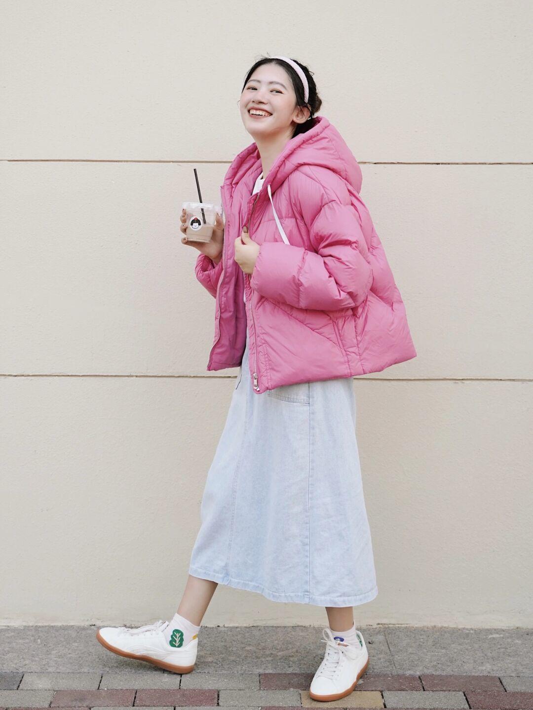 羽绒服|冬季的衣品很重要,借鉴4款实用的羽绒服,不费劲又优雅