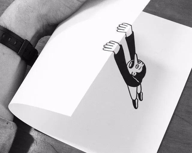 插画#一张纸玩起了3D游戏,网友评论只有无聊又有才的人才能做到