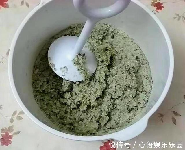 花肥其实自己就能做，省钱又好用，养花效果棒