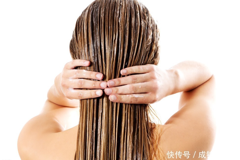 发膜|头发受损用“护发素”还是“发膜”?洗发时用护发素,保养用发膜