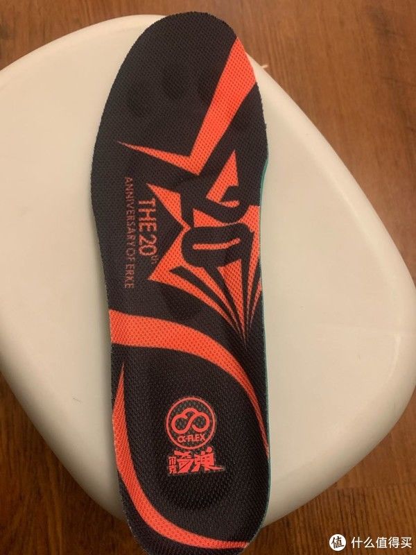 学生时代|鸿星尔克【20周年庆奇弹纪念款】跑鞋运动鞋开箱测评