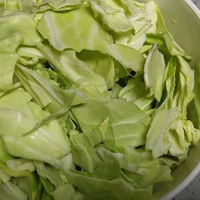 手撕包菜