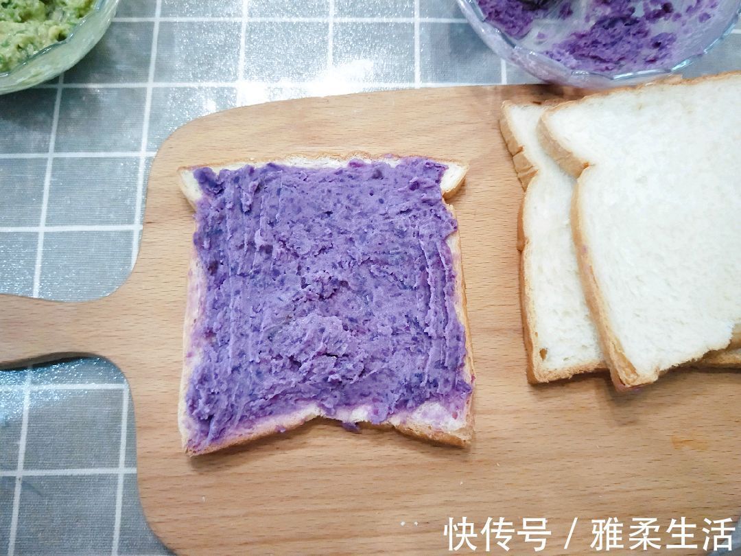 面包片|颜值高的三色三明治，制作简单，口味丰富