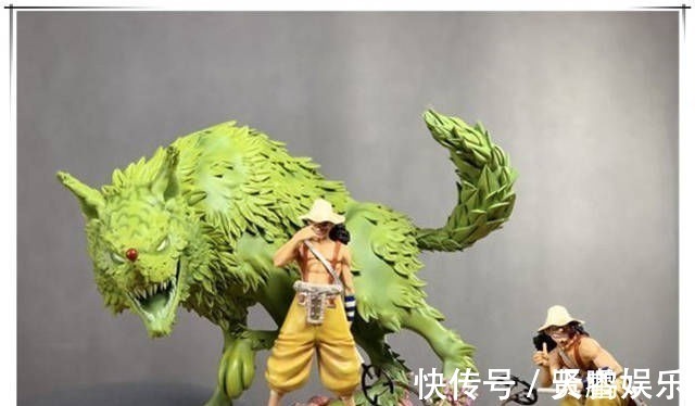 狼草|小伙曬烏索普狼草手辦,看到身后的索隆,確認家里有礦