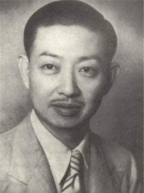 民国最成功二房,以正妻名义娶进门,赶走大房,还将三房拒之门外