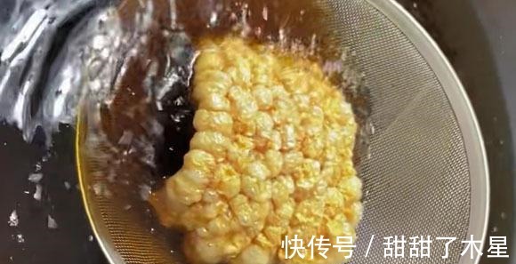 嘴馋了别忘做它吃,不炖不煎,整块下锅一炸,切片蘸料吃,真香啊!