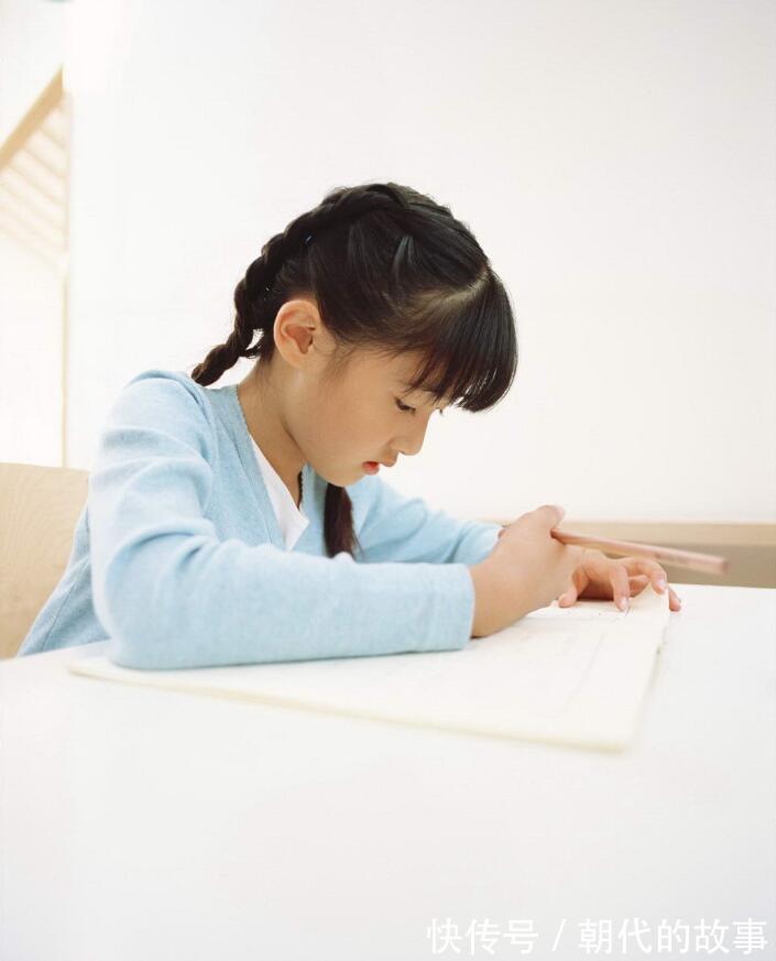 孩子|别再逼孩子吃完饭就写作业了! 这样做, 孩子更聪明