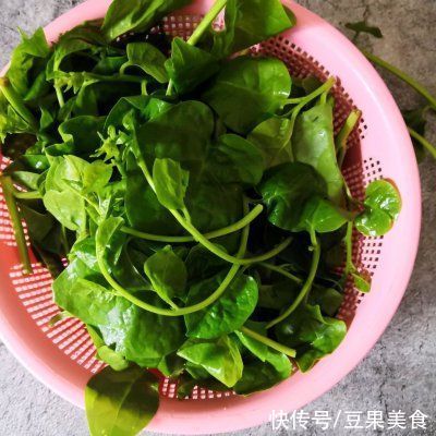 苋菜|那一碗令人神往的#一周减脂不重样#木耳菜鸡蛋沙拉