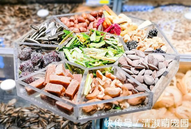 藕粉|建议儿女,这6种零食多给父母买一些,好吃不贵,对身体好