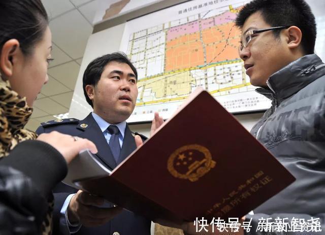 套房|“免征面积”来了专家建议,房产超出面积,一年交税12万