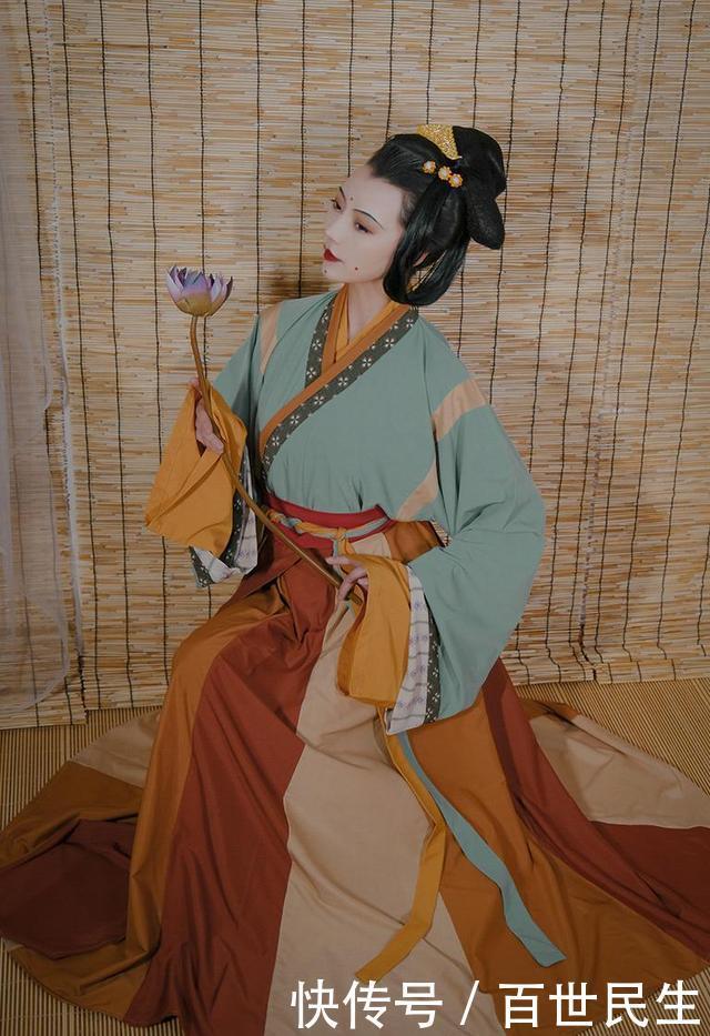 汉服中的“破裙”是什么是破了的裙子吗看完才知道是我想错了