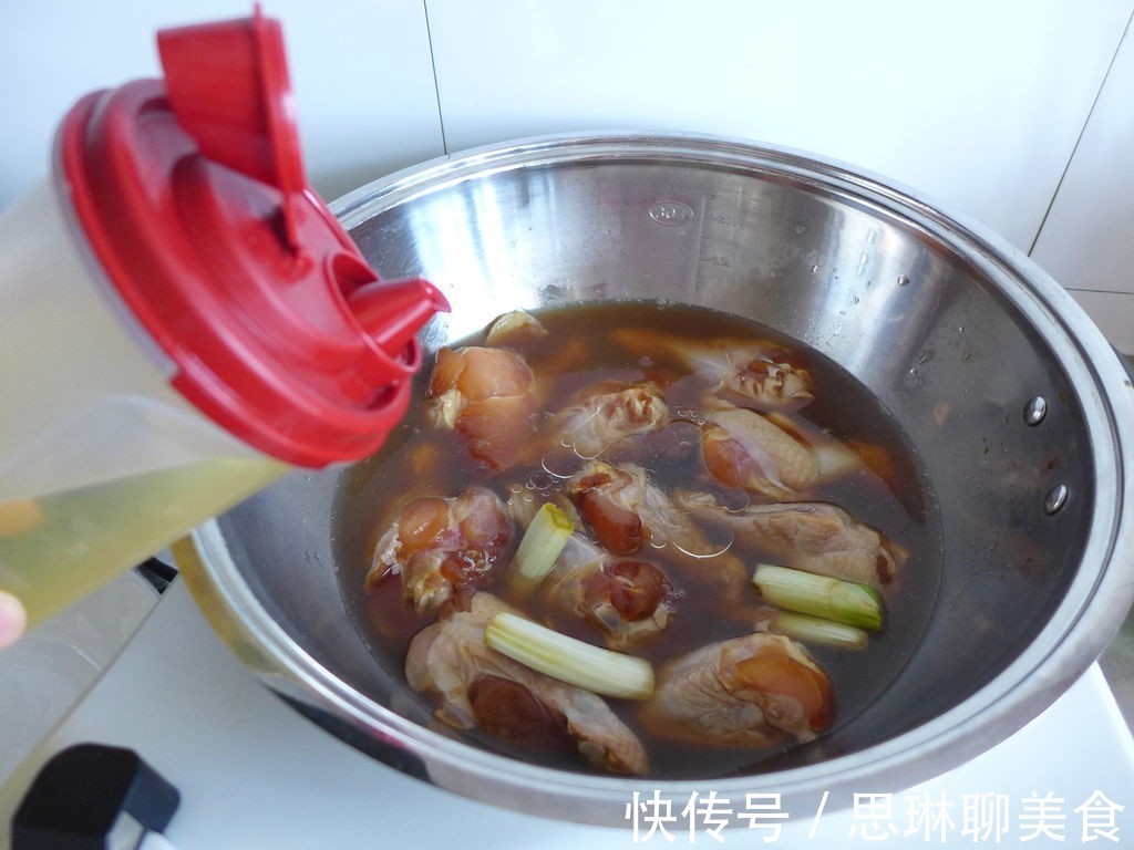 海鲜|海鲜不仅味道鲜美,营养还丰富,来个一锅炖,真是鲜