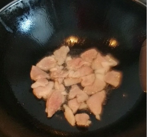 肉怎么炒才嫩滑?30年大厨教你9招,炒出的肉肉滑嫩好吃不塞牙