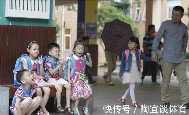 多胞胎|90后孕妈怀上4胞胎,顺利分娩后,宝宝性别令医生惊讶,全家欢喜