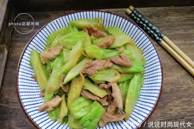 夏天最该吃的,不是黄瓜而是它,清热解暑,清心明目,全家爱吃!