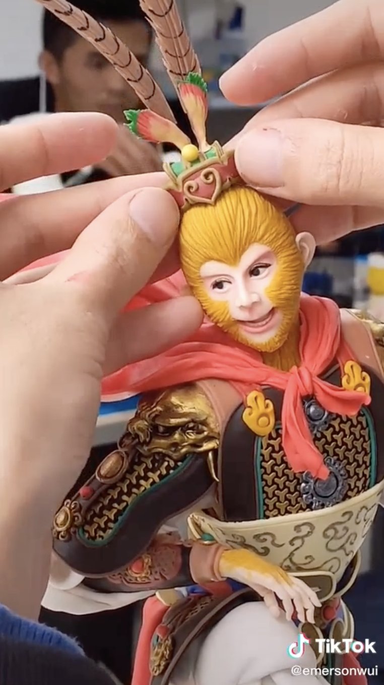 外国网友$中国面塑走红TikTok，面团七十二变惊呆外国网友