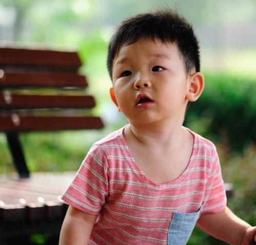 鉴定|父亲觉得“儿子太帅”不是亲生的!四次亲子鉴定后,父亲怀疑人生