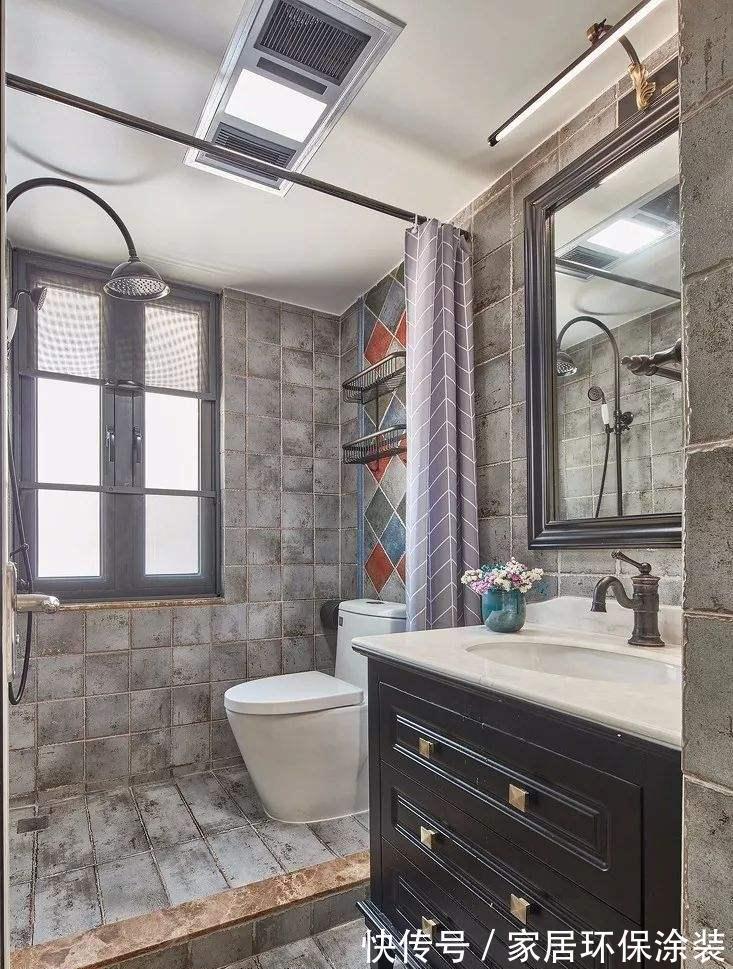 干湿分离|卫生间里的马桶区和淋浴区距离太近了,怎么做干湿分离?