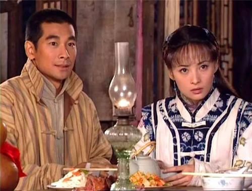 青河绝恋$东方不败练成了葵花宝典第九重 却败在令狐冲手中?