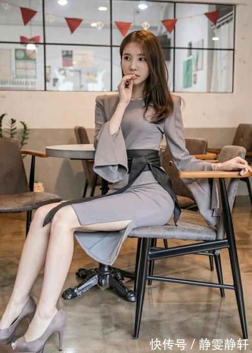 美女|美女穿搭:小姐姐爱穿性感紧身裙,婀娜多姿,婉约十足