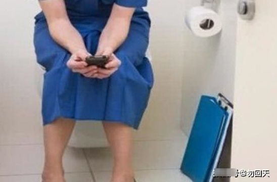 胎儿|孕妇上厕所,尽量做到“3不要”!可别不以为然,易导致胎儿缺氧