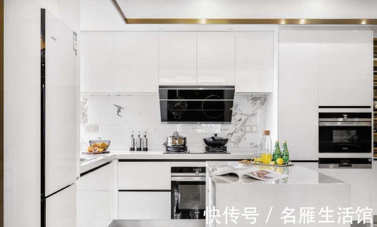 奢华|温州女士的现代四居室，巧用金属元素，精致中透着小奢华