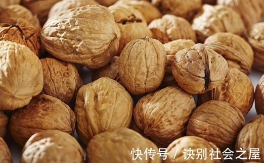 中老年人|专家建议:中老年人不差钱尽量多吃“这一物”,提高免疫营养健康