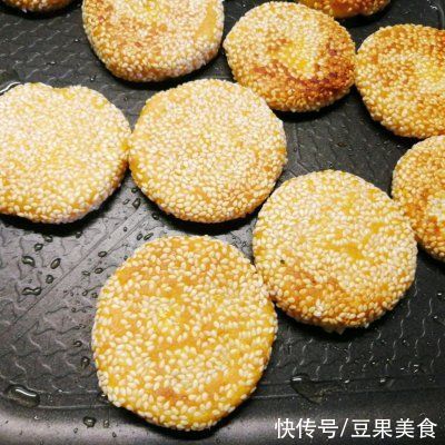 奶香南瓜饼这样做，秒变米饭杀手