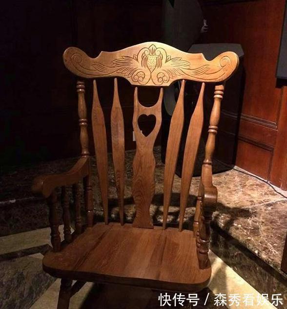 黄菡|参观黄菡老师现实中的家,家具全是复古款式,连碗碟也要用青花瓷