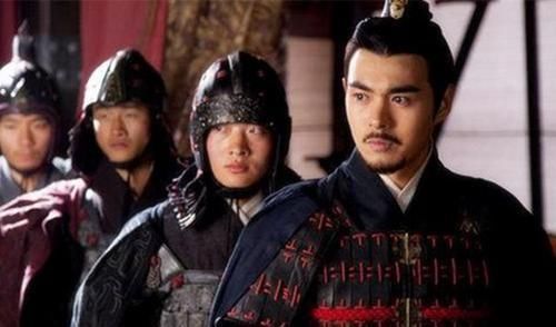 架空|权力要合理分配,若一个人太独裁,那么,其结果往往是权力被架空