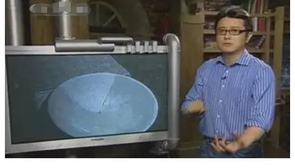 恐怖片|《走进科学》栏目:恐怖片的开头,悬疑片的剧情,喜剧片的结尾