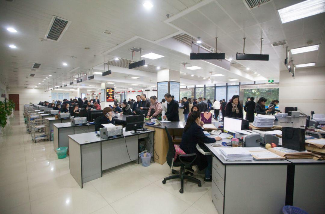 不动产证|买房子不只是签合同那么简单,拿到房产证之后这几件事不能大意