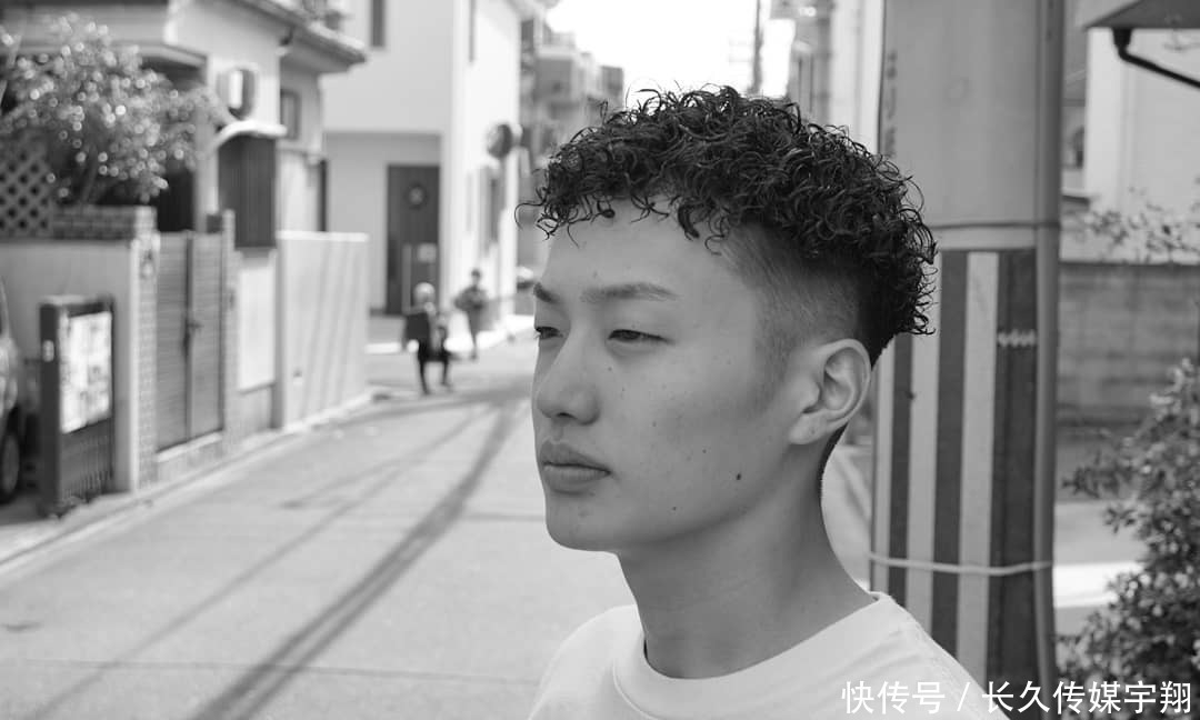 长相|男人帅不帅，三分看长相七分靠发型，同意吗