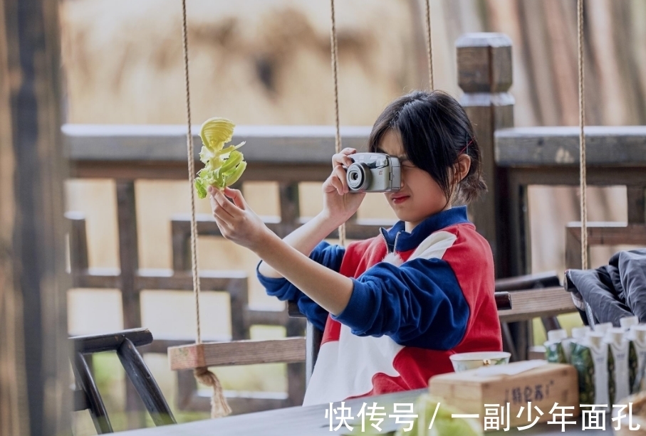 入味|這么尷尬?何炅剛吹捧,那英后腳抱怨“沒入味”,黃磊廚藝遇危機(jī)