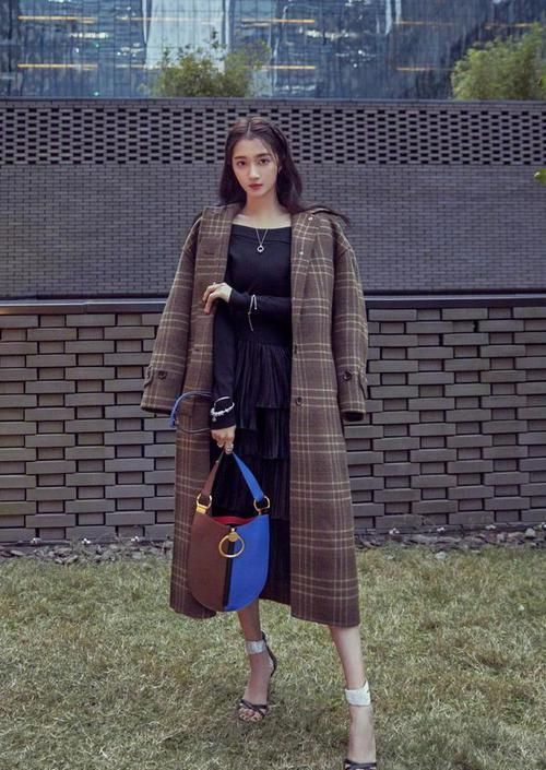 ?判断一个女生有没有气质，其实和颜值关系不大，关键在于这4点