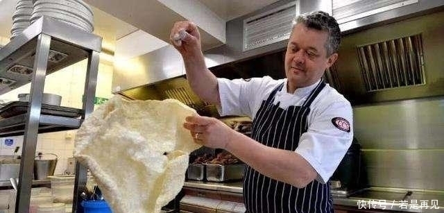 英国老外很懊恼:早知道不吃中国这玩意了,越吃越离不开!