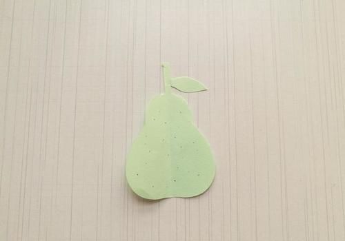  学会|幼儿手工，孩子能学会的简单的剪纸鸭梨教程