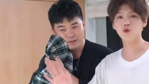 非常用心|邓超帮等等小花索要签名被鹿晗拒绝, 鹿晗的回复太机智