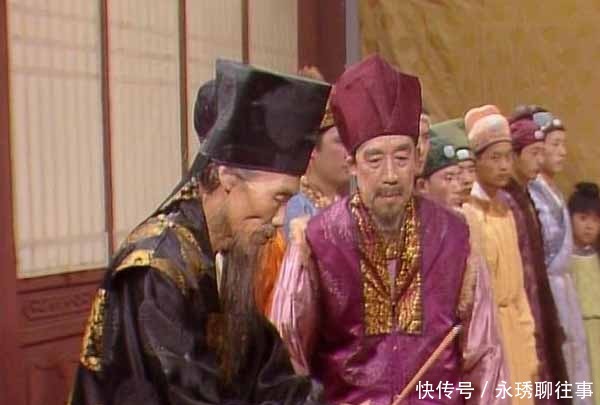 此人|此人出场只有一瞬间,曹雪芹用一笔带过,却关系着贾府的生死存亡