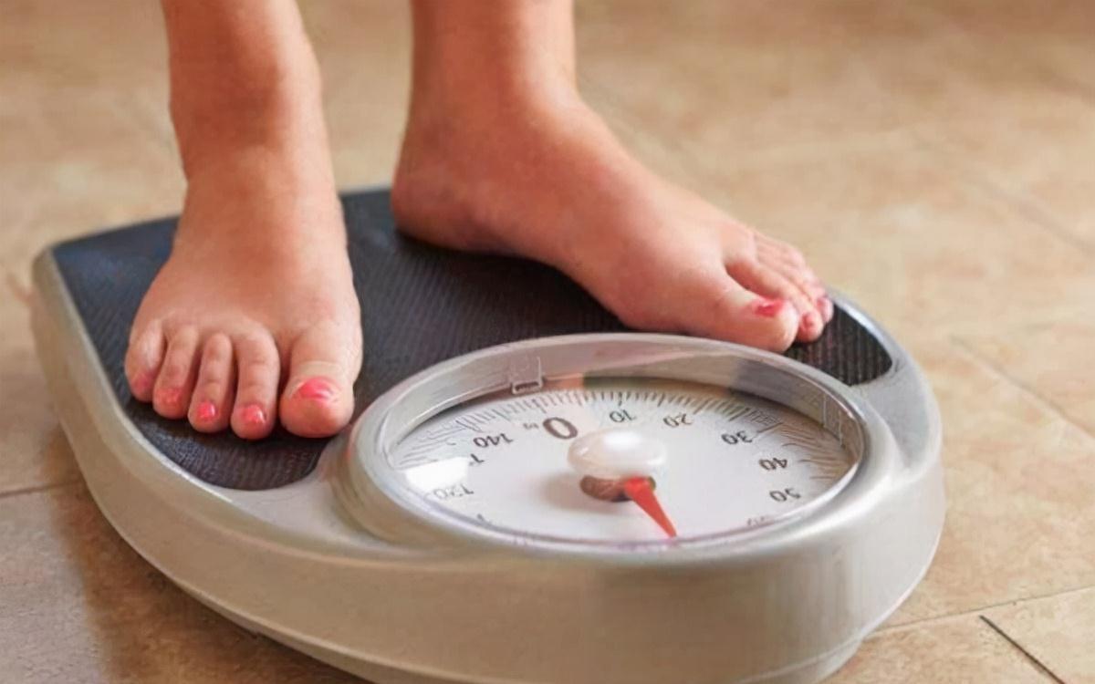 腰酸背痛|二胎妈妈身高1米58,体重230斤,生产时医生推开厚厚的脂肪找胎头