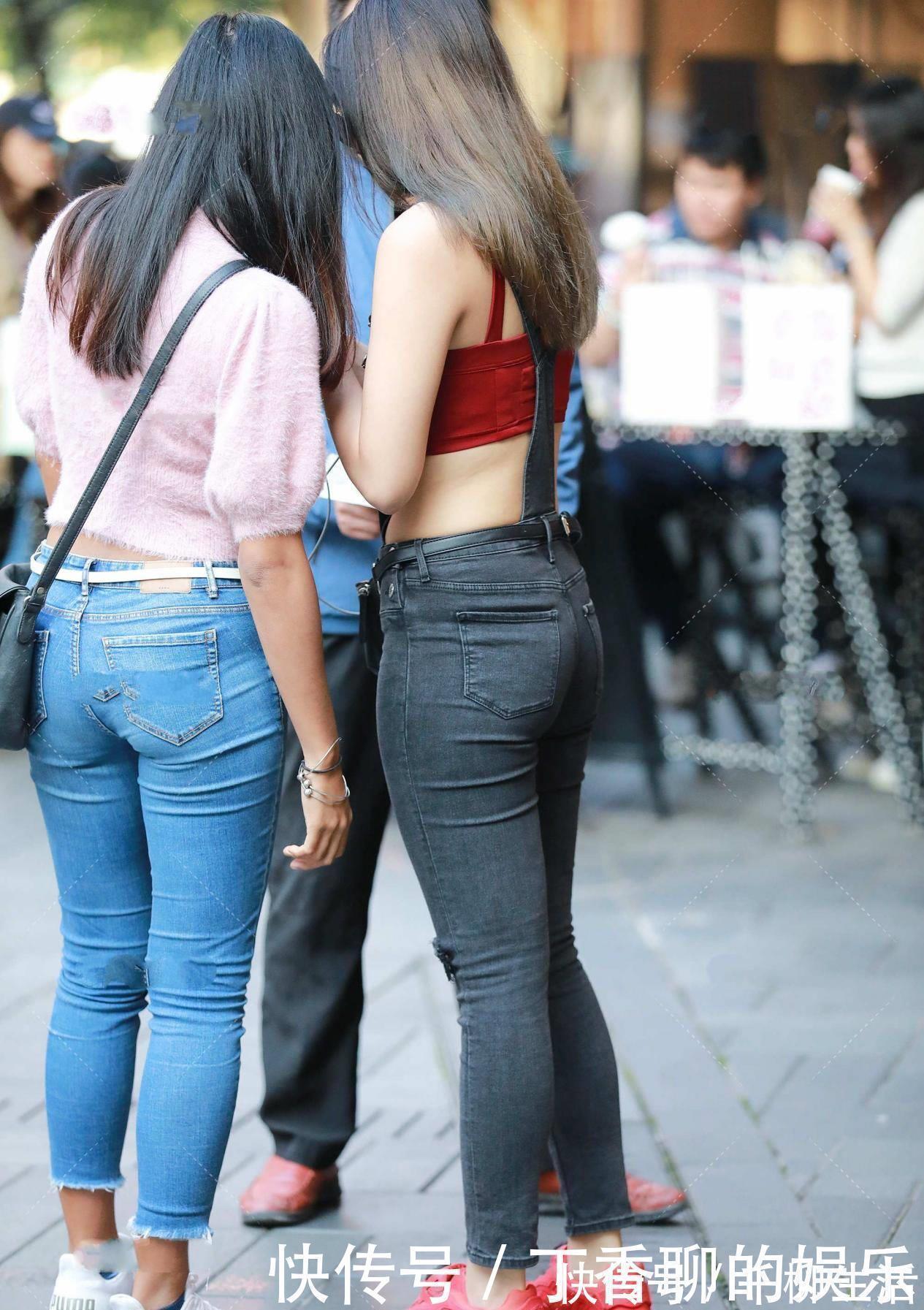 搭配 背带裤如何搭配,既减龄,又不会显得幼稚呢?